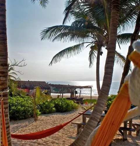 Lodge Playa Selva *